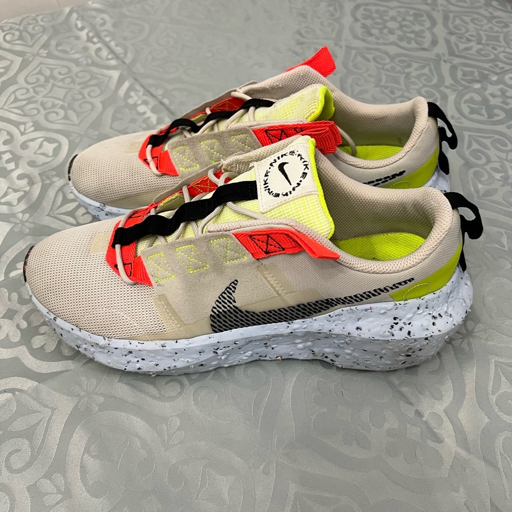 Nike crater impact man’s Sneakers with Neon green & Coral Accents cream color